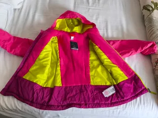 Chaqueta esquí niña 6 años como nueva