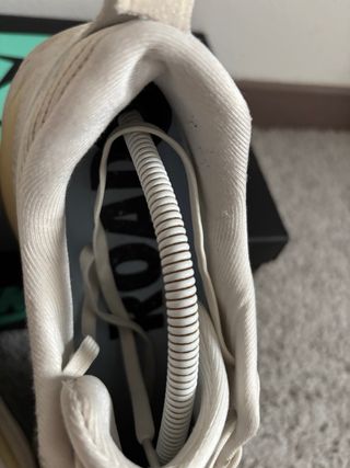 Nike Vomero 18 Beige/Oro Tg. 44