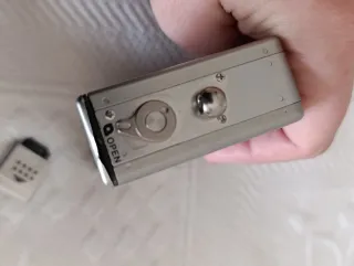 Canon IXUS II e Pentax Optio - Lotto di 2 Fotocamere