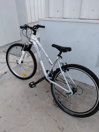 Bicicleta Rockrider 26