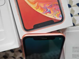 iPhone XR Coral