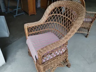 Divano e poltrona in vimini