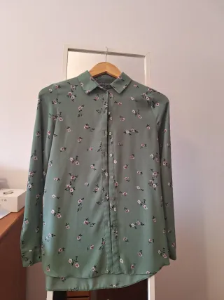 Camisa floral verde e rosa Primark