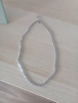 Collar de cadena plateado