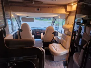 Autocaravana Burstner Aviano i 728