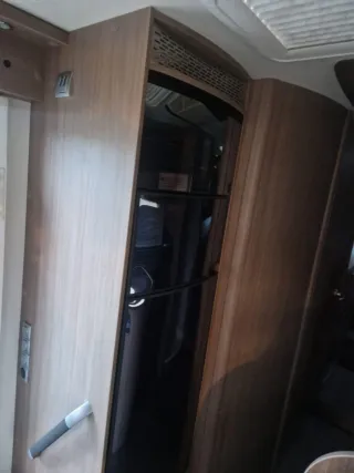 Autocaravana Burstner Aviano i 728