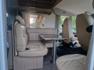 Autocaravana Burstner Aviano i 728