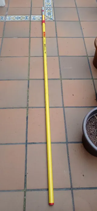 Pértiga extensible 4m con arco sierra Outtiswolf