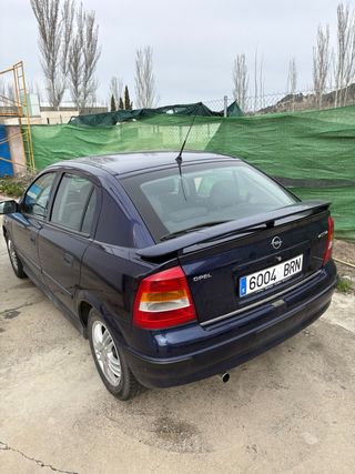 Opel Astra 2001