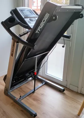 Cinta de correr Bladez TR202i – Alto rendimiento