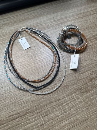 Conjunto de collares y pulseras Vestopazzo