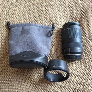 Canon RF 24-240mm con funda