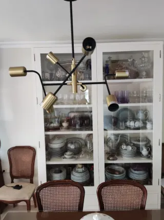 Lámpara Diseño Moderna Negra y Dorada