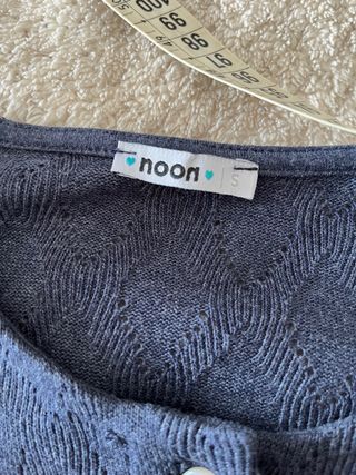 Top Botones/Cardigan fino Noon