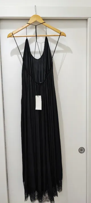 Vestito nero con pizzo nuovo
