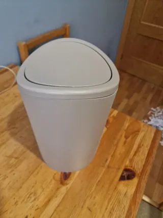 Papelera Plástico gris 6L