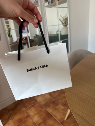 Bolsa de cartón Bimba y Lola pequeña