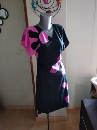 Vestido Avispada Negro y Rosa