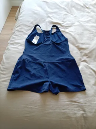Traje de baño Nabaiji Talla 44 azul marino.