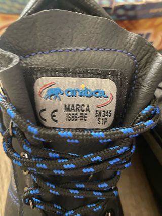 Botas de seguridad Anibal negras y azules