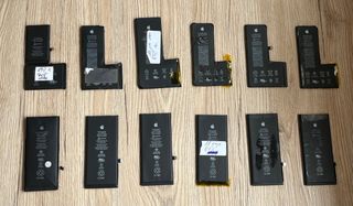 Confezione di batterie originali per iPhone