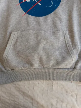 Sudadera NASA Oversize.