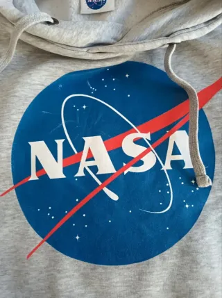 Sudadera NASA Oversize.