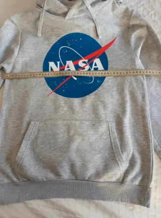 Sudadera NASA Oversize.