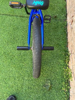 Bicicleta BMX Mongoose Azul
