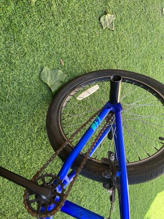 Bicicleta BMX Mongoose Azul