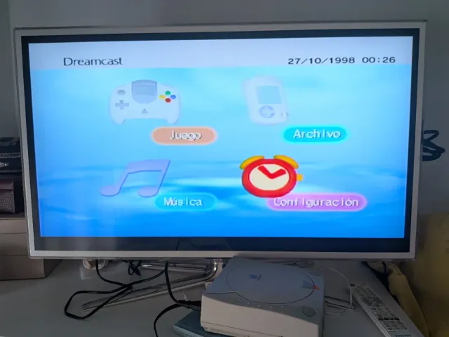 Consola Sega Dreamcast con mandos