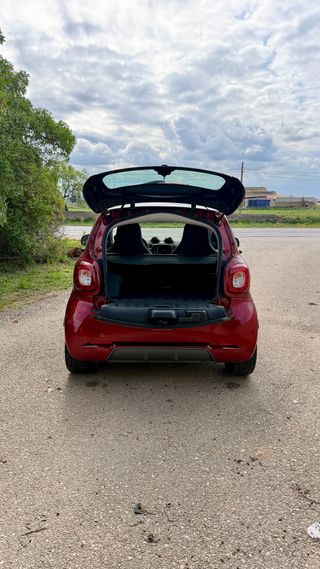 UNIDAD LIMITADA GRANATE❗️ SMART FORTWO ❗️KIT BRABUS❗️