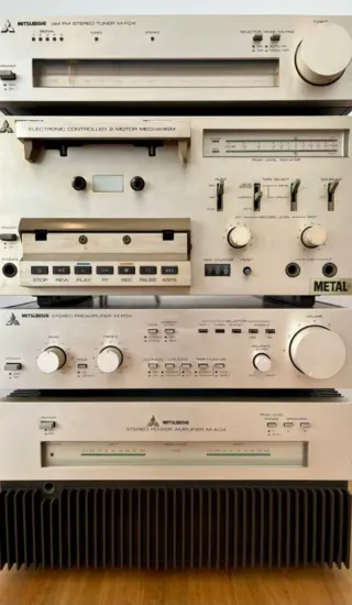 Equipo Sonido Mitsubishi M-F04 M-A04