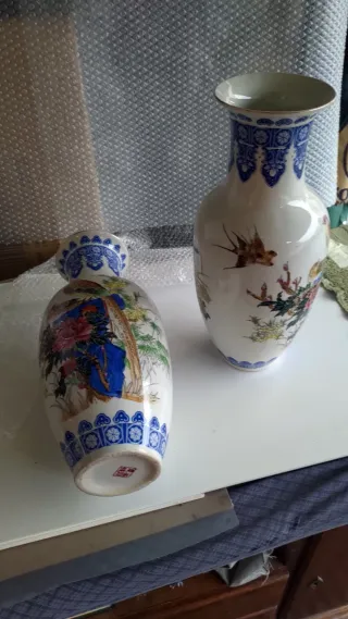 Coppia grandi Vasi Porcellana Cinesi Dipinti mano