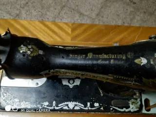 Máquina de coser Singer antigua