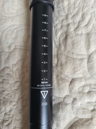 Tija telescópica 125 mm 30,9 para bicicleta.