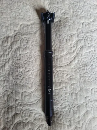 Tija telescópica 125 mm 30,9 para bicicleta.