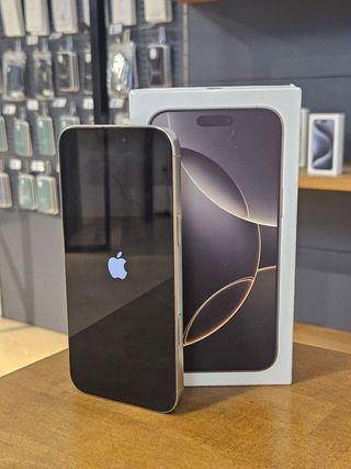 IPHONE 16 PRO MAX 256GB TITANIO BATTERIA 100%