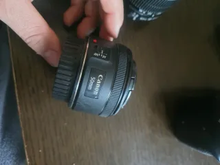 ¡¡OPORTUNIDAD!! Canon EOS 1300D + Accesorios