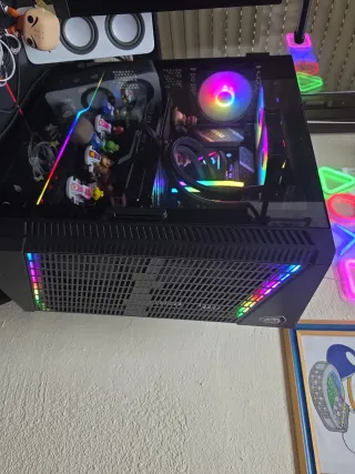 PC Gaming Negro con RGB