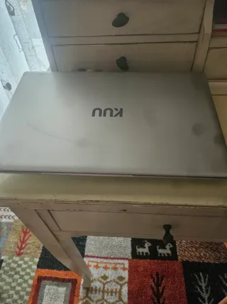 Portátil KUU Plata/Negro