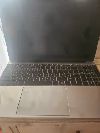 Portátil KUU Plata/Negro