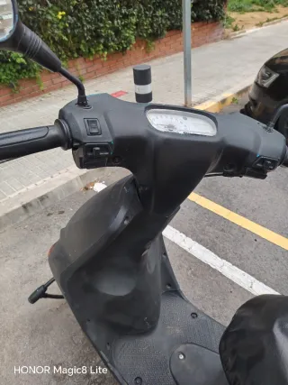Yamaha Scooter Negra Automática
