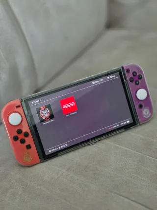 Nintendo Switch OLED Edizione Pokémon