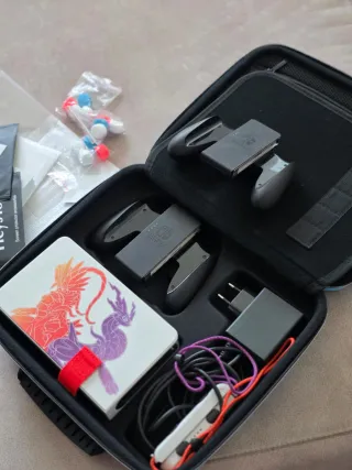 Nintendo Switch OLED Edizione Pokémon