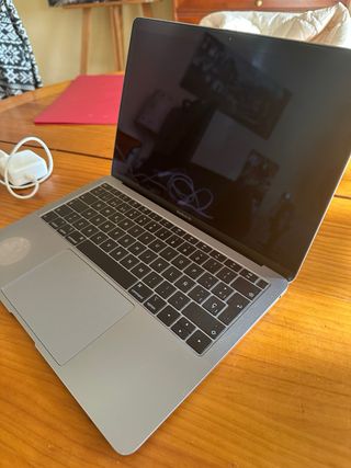 MacBook Air 13” Retina 2018 i5 8GB 128GB