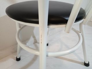 Pareja de sillas cocina de aluminio y polipiel