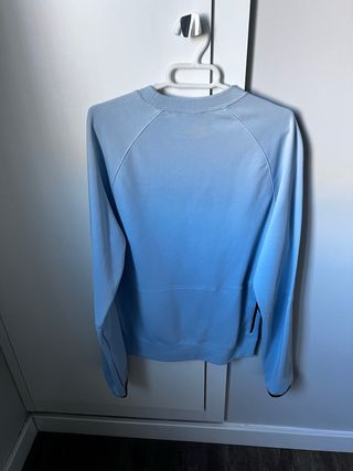 Sudadera Nike Sportwear Tech. Nueva.