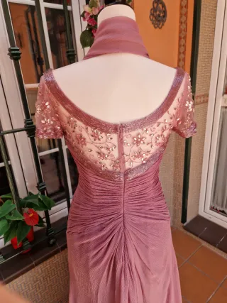 Vestido Rosa Clara Joya Espectacular  costó 780 eu