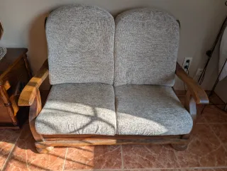 Sofás de madera rústicos